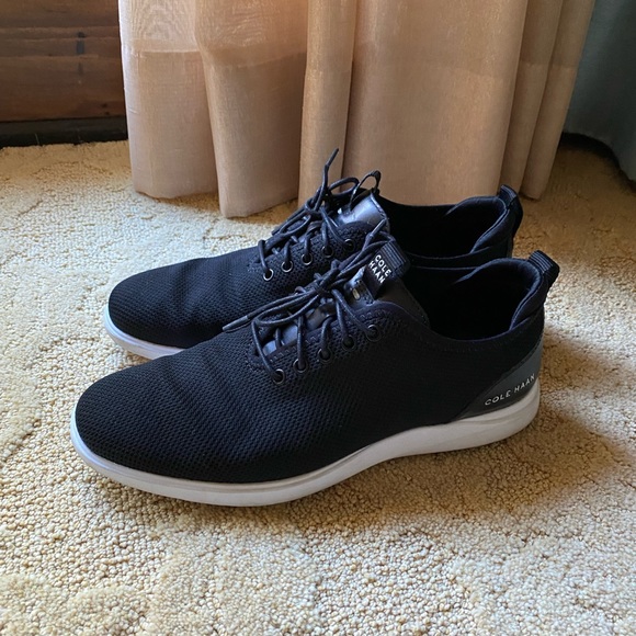 Cole Haan Other - Cole Han Mens black shoes size 8
